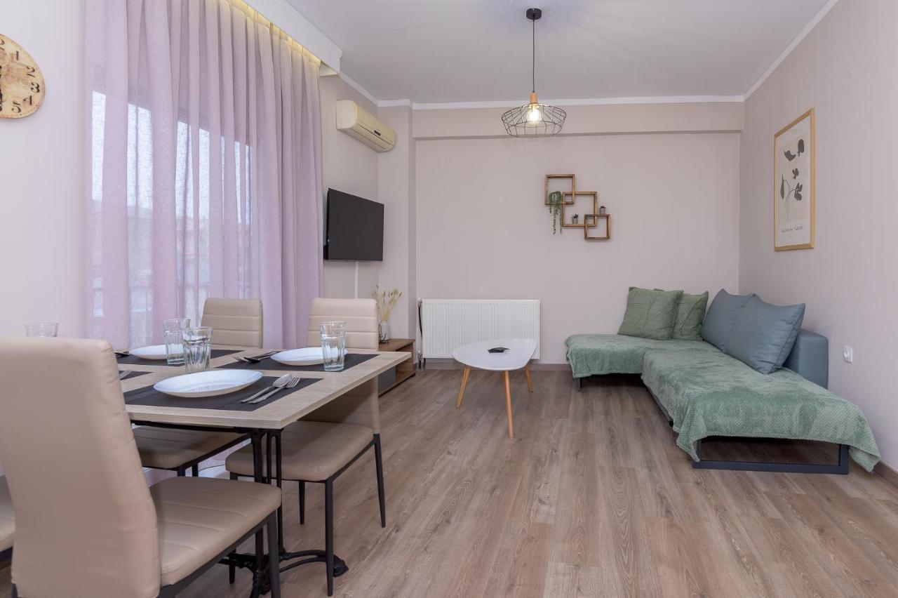 Deluxe Central 2 Bdr Apartment Alexandroupoli Bagian luar foto