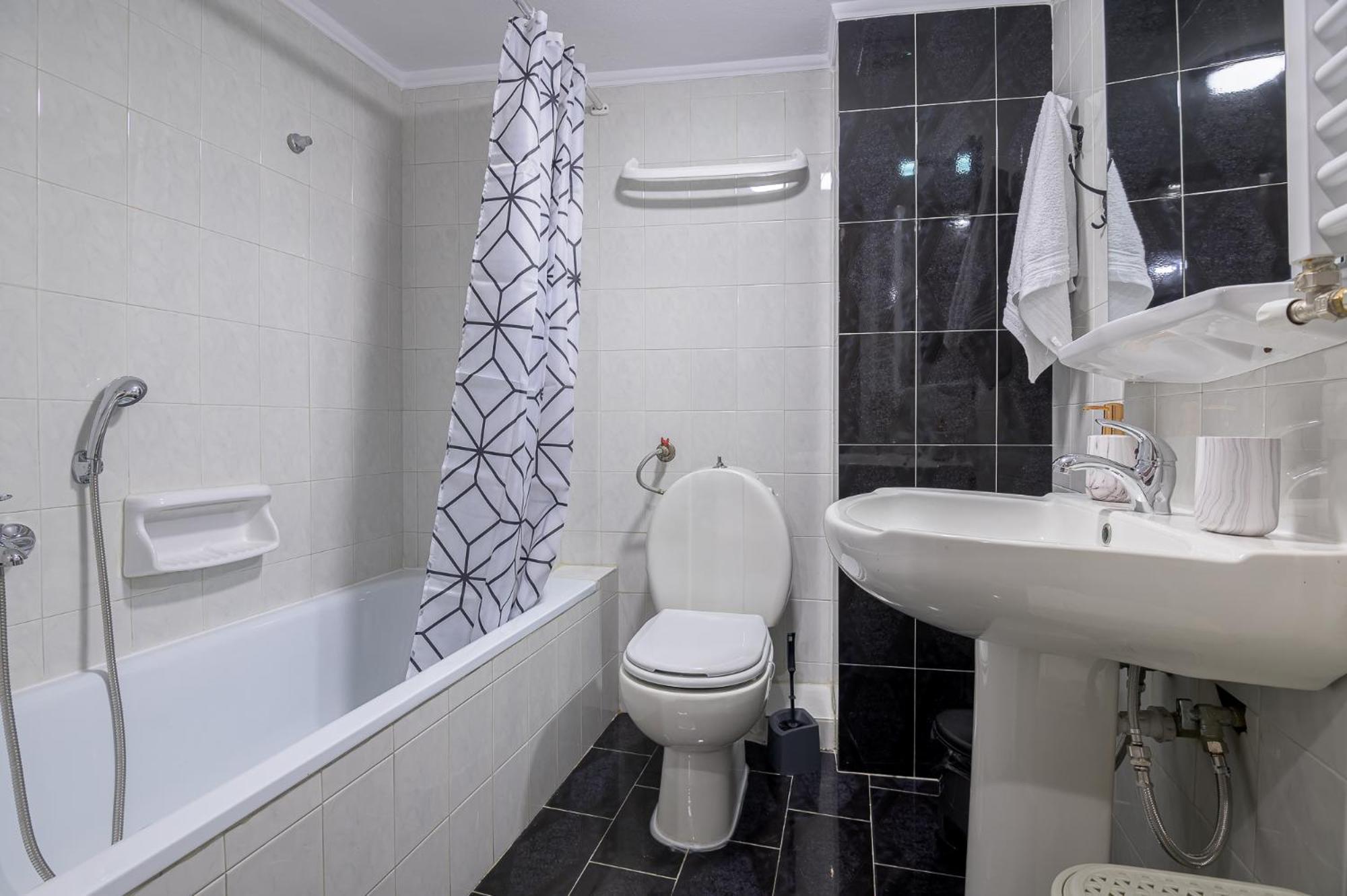 Deluxe Central 2 Bdr Apartment Alexandroupoli Bagian luar foto